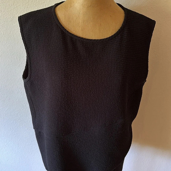 Maria Cornejo sz L black blouse textured and angular great pre owned condition - Picture 3 of 11